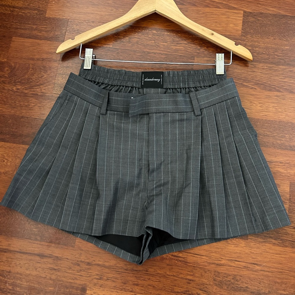 NWOT Alexander Wang PreStyled Bilayer Wool Pleated Shorts w/ Exposed Boxer 2 - Picture 10 of 17